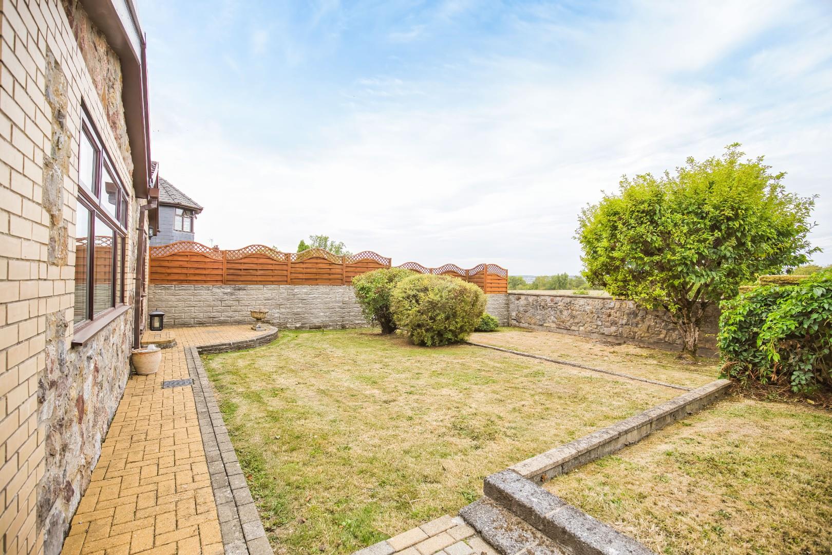 Henstaff Mews, Llantrisant Road, Groesfaen, Pontyclun, Rhondda Cynon Taff, CF72 8NG